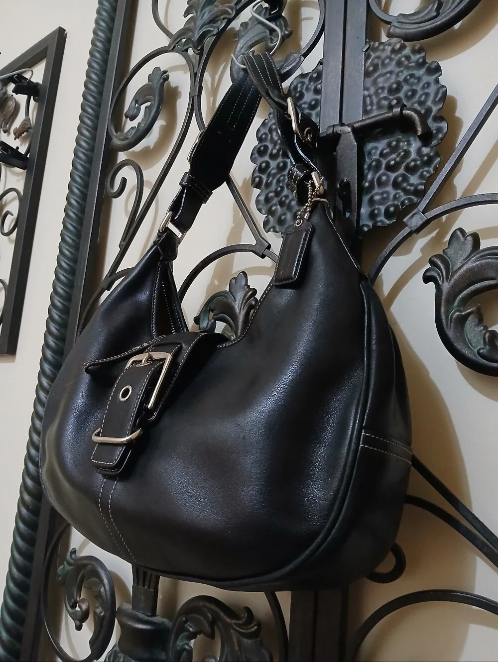Vintage Coach Y2K Hampton Leather/Buckle HOBO Shoulder Bag for Women